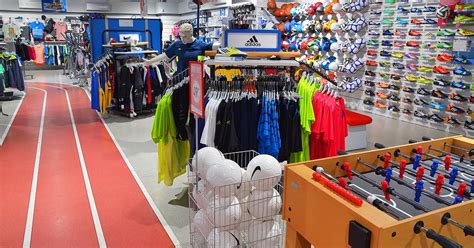 6 Stores In Pune Where You Can Buy Affordable Sports Gear From ...