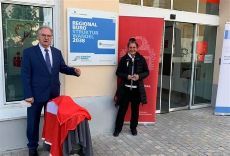 Wählen sie eine stadt aus, in der sie nach bank suchen. Eröffnung Außenstelle IB Sachsen-Anhalt - Elke Simon-Kuch ...