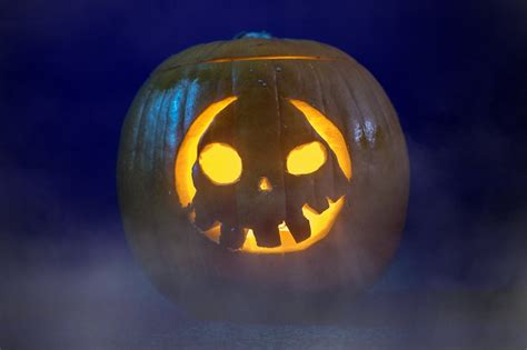 Put A Playstation Spin On Your Halloween Pumpkin With These Official