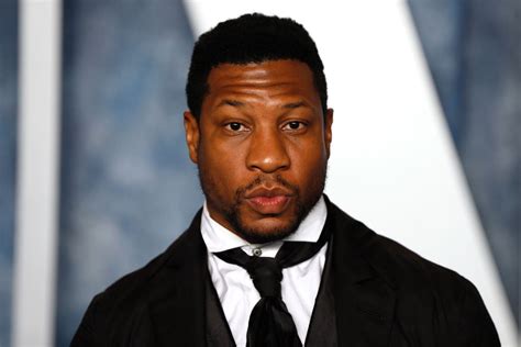 Jonathan Majors Lawyer Shows Texts From Victim Admitting Fault