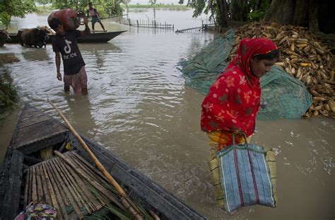 Heavy Rain Leaves Scores Dead In Nepal India Bangladesh Ap News