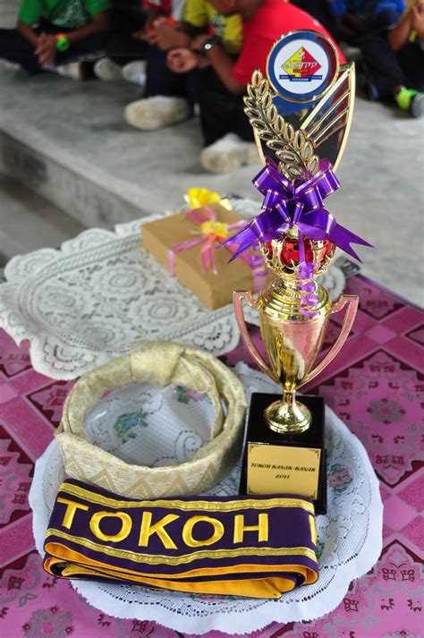 We are registered company selling various type of latest kids fashion (online only) including traditional baju hari raya , casual and formal outfit, flower girl. Sekolah Kebangsaan Taman Putra Perdana: SAMBUTAN HARI ...