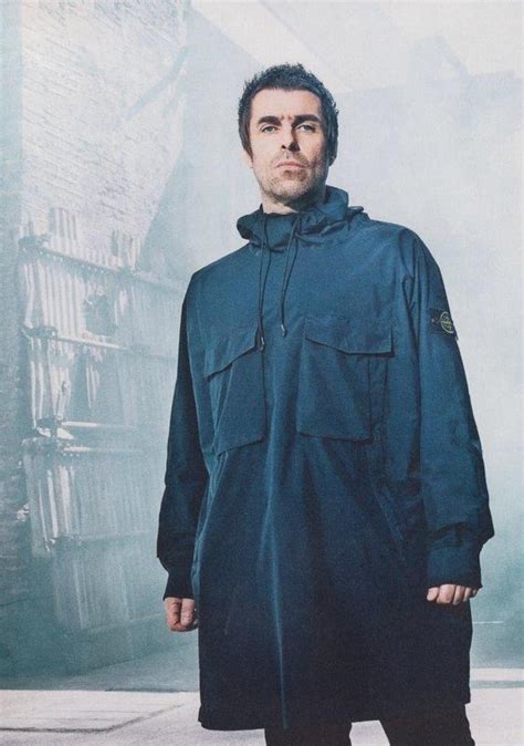 Www.bbc.co.uk/programmes/p07nk4jn he delves into where he keeps all of his parkas, his view on the current state of politics and the family feud with his brother, noel. LIAM GALLAGHER Parka Poster | prints4u