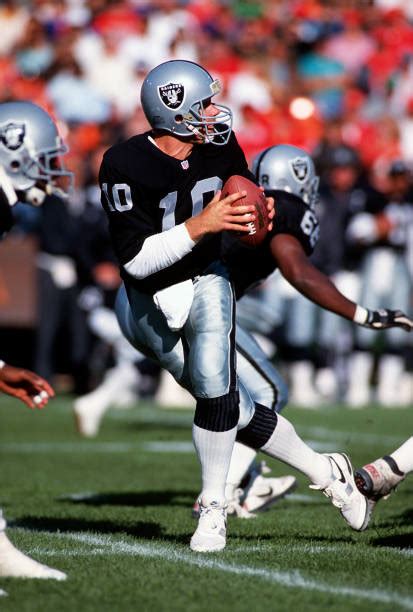 Los Angeles Raiders Qb Jay Schroeder Pictures Getty Images