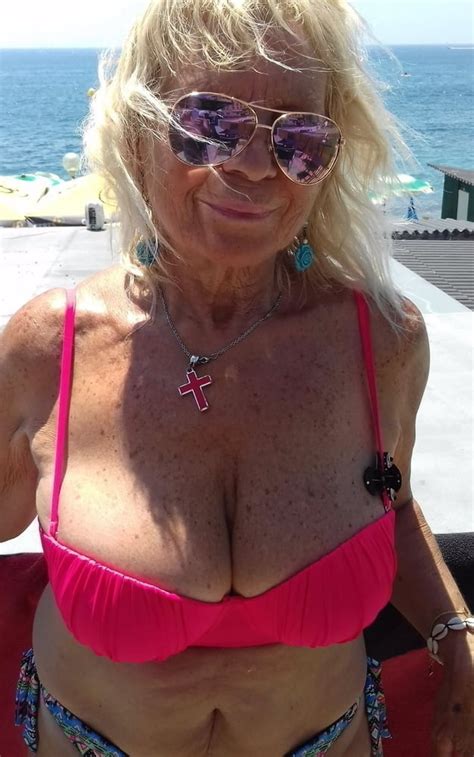 Sexy Grandma In Bikini 2 Porn Pictures Xxx Photos Sex Images 3755192
