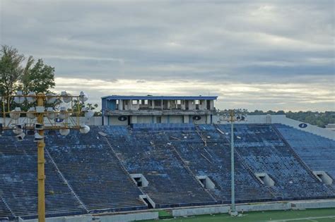 For many of us, it's the most beautiful time of the year and certainly, for those of us who had the opportunity to enjoy those four (or five) years of campus life, it's nostalgia like no other. Abandoned Rubber Bowl Stadium in Akron Ohio | Akron, Ohio, Ohio history