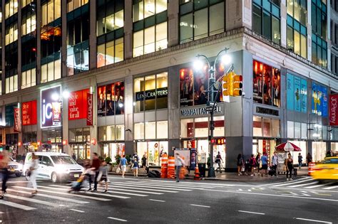 10 Melhores Shopping Centers Em Nova York Shoppings E Lojas De