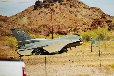 Fighter Jet Crashes On Havasu Airport Runway The Daily Courier