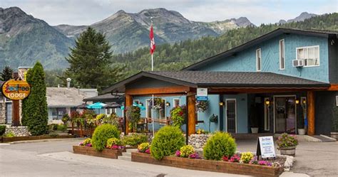 Red Tree Lodge Updated 2020 Prices And Hotel Reviews Fernie British