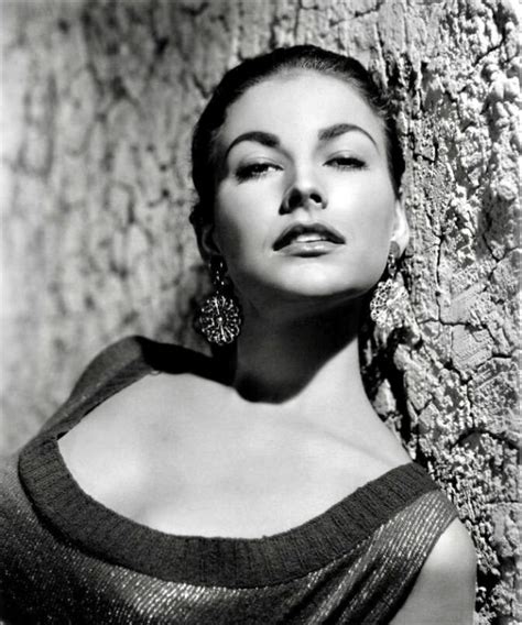 Classic Barefoot Bombshell 40 Glamorous Photos Of Mara Corday In The