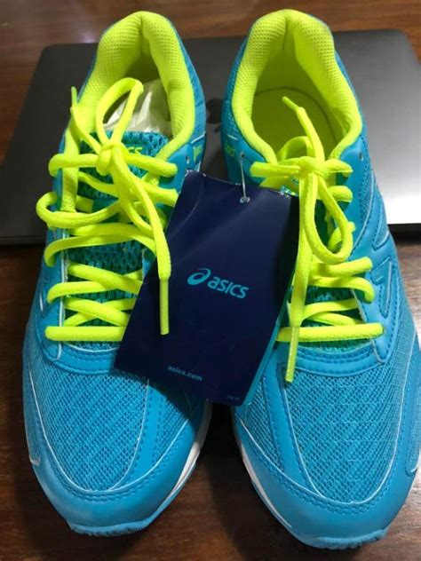 ASICS Amplifoam Women S Fashion Footwear Sneakers On Carousell