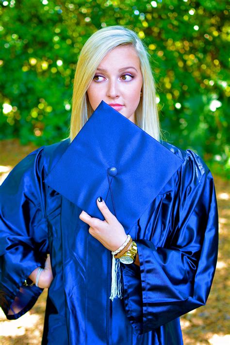 senior pictures cap and gown graduation picture poses graduation photoshoot grad pics grad
