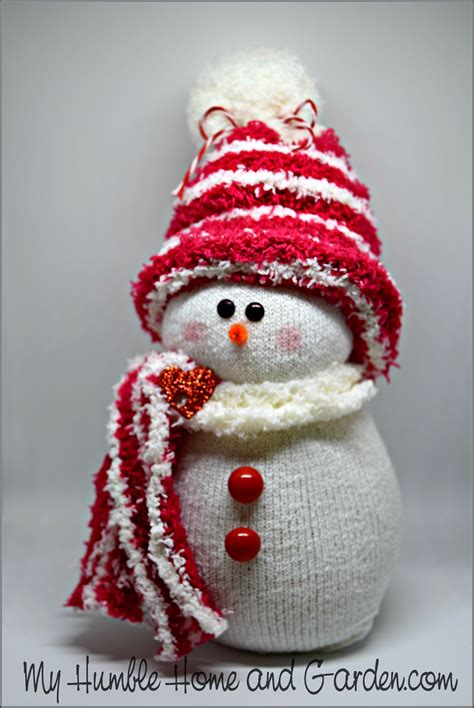 How To Make An Adorable Sock Snowman My Humble Home And Garden