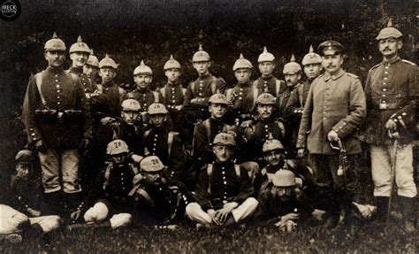 Deutsche Infanteristen mit Gepäck um 1914 Garnison in Osnabrück und