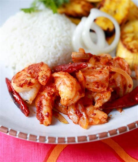 Once oil begins to sizzle, add the shrimp pour the hot fire roasted red salsa into a medium sauce pan and bring to a boil. Camarones a la Diabla - Diablo Shrimp | Recipe | Food recipes, How to cook shrimp, Shrimp recipes