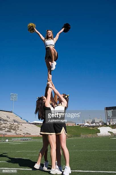 Cheerleader Feet Photos Et Images De Collection Getty Images