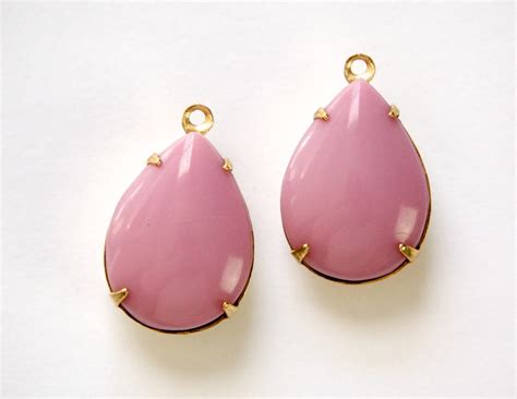 Vintage Mauve Pink Glass Teardrop Stones 1 Loop Brass Setting Etsy