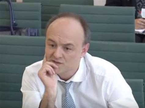 Kaum ist boris johnson premierminister, macht er nichts anderes als wahlkampf. Who is Dominic Cummings and was he really responsible for ...