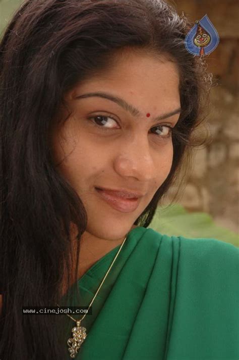 Tamil Actress Rama Stills Photo 37 Of 56