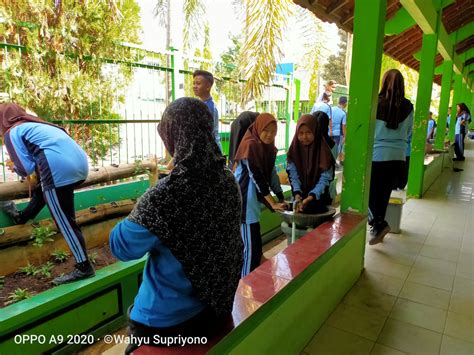 Motivasi Siswa Jaga Lingkungan Sekolah Dengan Gerakan Jumat Bersih