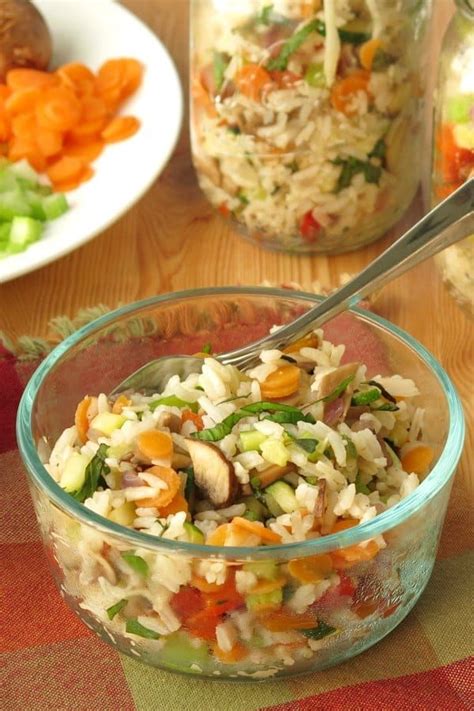 Easy Vegetarian Rice Pilaf In Bowl Rice Pilaf Vegetable Rice Pilaf