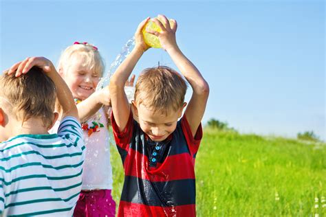 10 Inexpensive Water Games Your Kids Will Love Mary Margarets Day Care