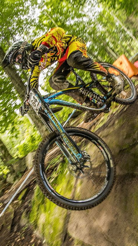 Mountain Bike Wallpaper Hd Images