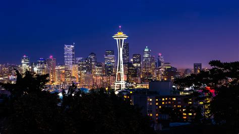 Seattle At Night 3840x2160 Seattle Wallpaper Seattle Skyline City