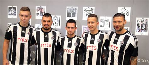 Ganz im zeichen des 125. Partizan Belgrad 15-16 Heimtrikot veröffentlicht - Nur ...