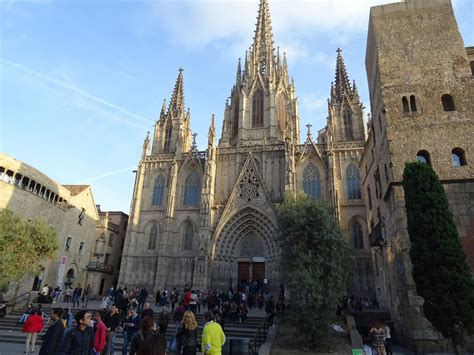 If you do not want to renew, we have other solutions. Kathedraal Barcelona