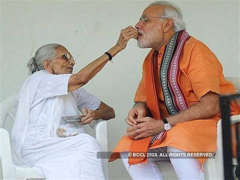 Pm Spent About 25 Mins With His Mother Pm Narendra Modi Turns 64