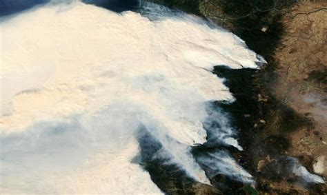 Official fire perimeters are usually updated once a day for active fires. Devastating Wildfires in Oregon Captured by NASA's Aqua ...