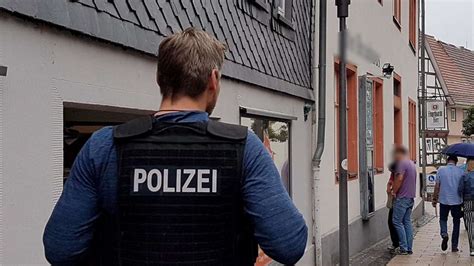 Drogenhandel Zwölf Festnahmen Bei Razzia In Osthessen Bad Hersfeld