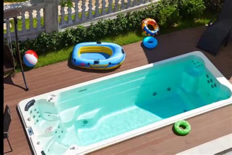 Balboa System Outdoor 6 Meter Acrylic Swim Spa With Massage Hot Tubs