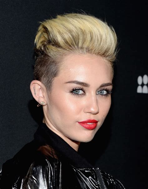 Miley Cyrus Hits Back At Race Row I Know What Colour My Skin Is