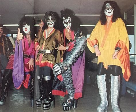 Kiss ~tokyo Japanmarch 18 1977 Paul Stanley Photo 43270803