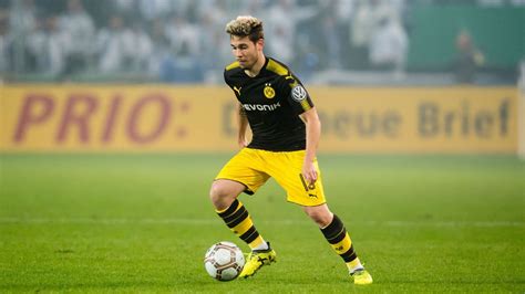 Full squad information for borussia dortmund, including formation summary and lineups from recent games, player profiles and team news. Raphael Guerreiro returns to Dortmund training Marco Reus ...