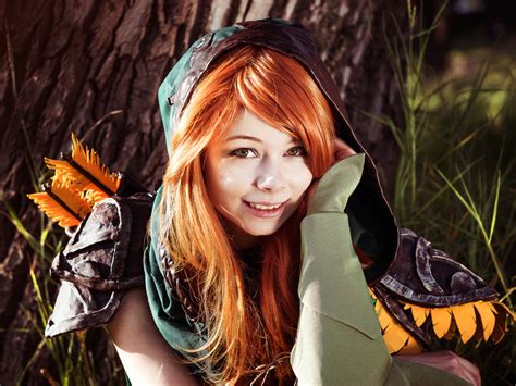 Sexy Smiling Hazel Eyes Long Haired Red Hair Teen Cosplay Girl Wallpaper 5591 1280x960