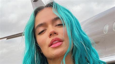 Karol G nuevamente comparte fotografías y demuestra por qué es la favorita de Instagram Terra