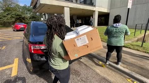 Durham Rescue Mission Delivers More Than 1300 Thanksgiving Meals