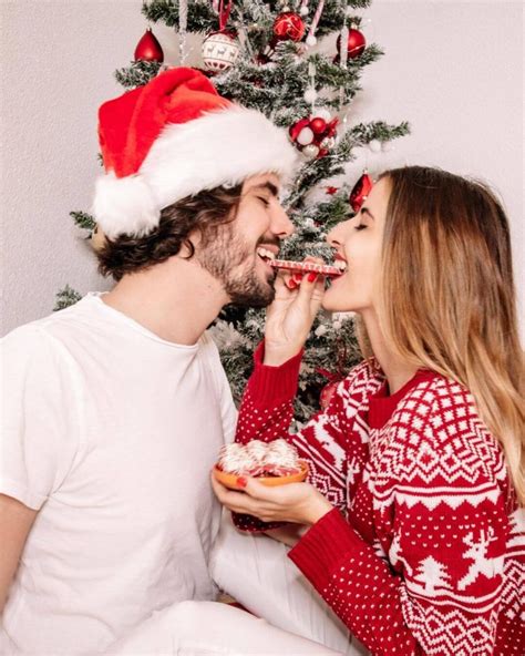 Romantic Christmas Couple Photoshoot Ideas K4 Fashion