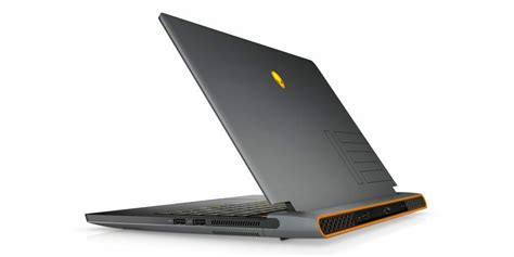 Alienware M15 R6 Review A Uniquely Styled Gaming Laptop