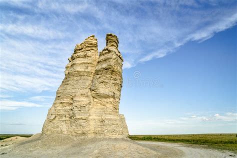 Castle Rock In Kansas Prairie Stock Image Image Of Rock Grassland