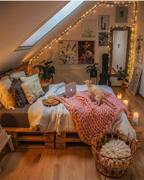 20+ Cozy Bedroom Ideas For Fall | Autumn Room Decor | Warm Colour