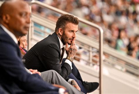 David Beckham Reacts To Lionel Messi Kissing The World Cup