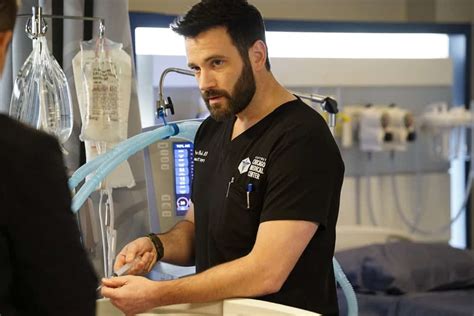 Chicago Med Season 4 Episode 9 Colin Donnell As Dr Connor Rhodes