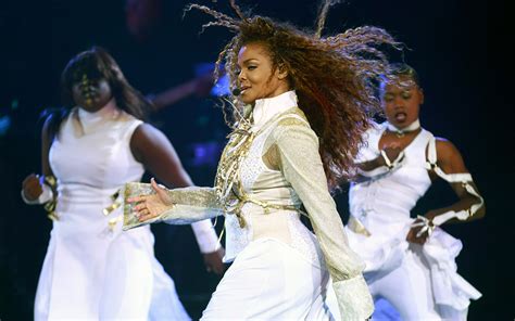 5 Reasons You Cant Miss Janet Jacksons Unbreakable World Tour Parade