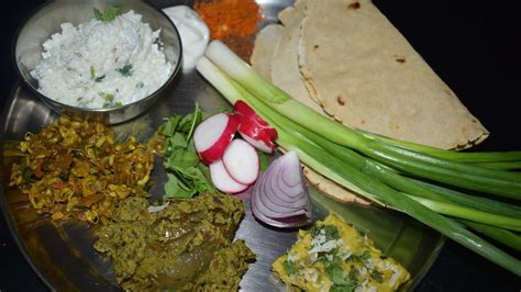 North Karnataka Food Recipes Uttara Karnataka Jolada Rotti Ootajowar