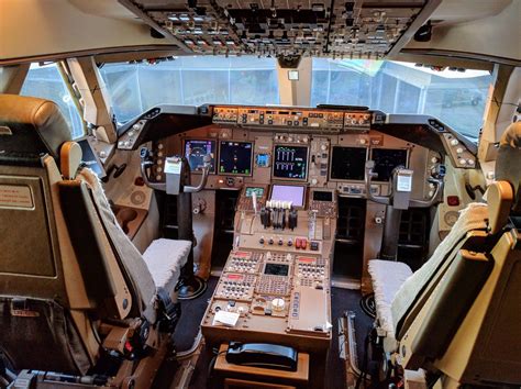 Boeing 747 8i Flight Deck Oc Aviation