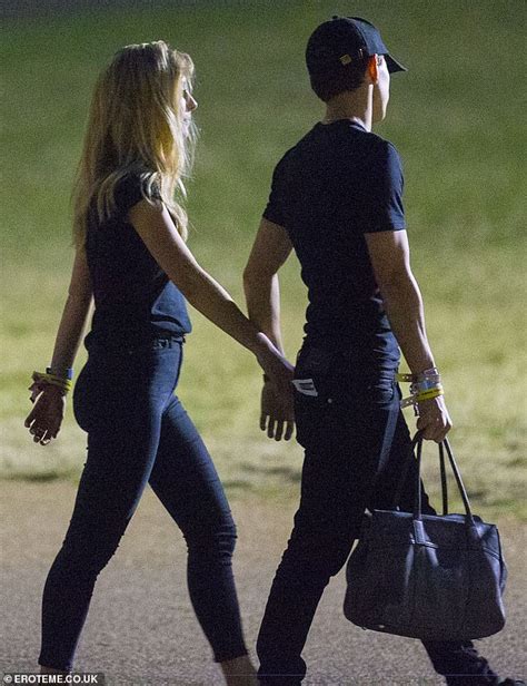 Tom Holland Sparks Romance Rumours With Mystery Blonde Daily Mail Online